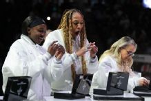 Mercury spoil Aces' 'super-cool' ring ceremony with blowout win