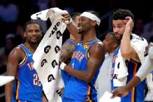Thunder blow by Lakers in Game 3, improve to 7-0 in playoffs