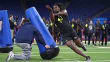 NFL: novato de Patriots enfrenta cargo de violencia doméstica