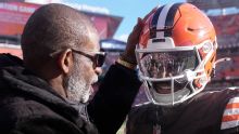 Browns: Sehdeur vivió "infierno" previo al draft y novato, Deion