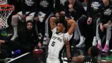 Stephon Castle 'faz chover', Spurs batem Timberwolves fora de casa e avançam para a final da Conferência Oeste na NBA