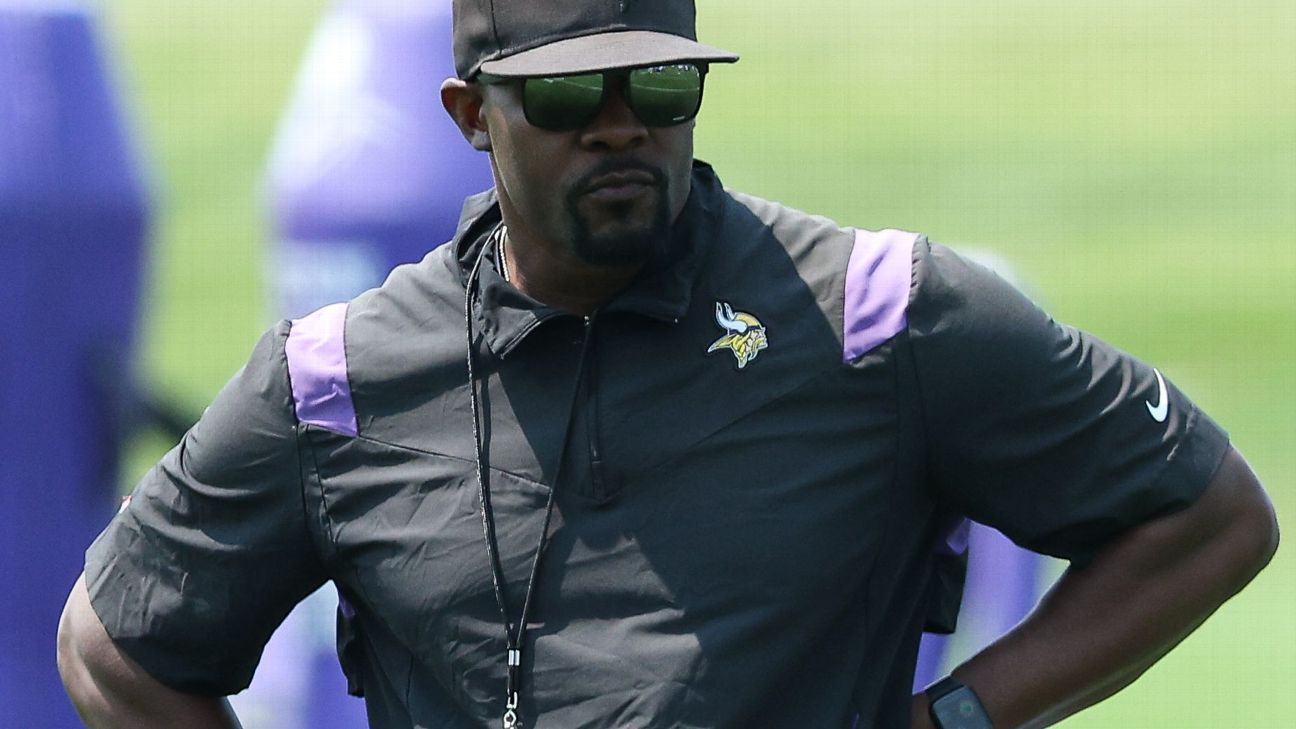 Filings: Flores lawyers subpoenaed 25 NFL teams