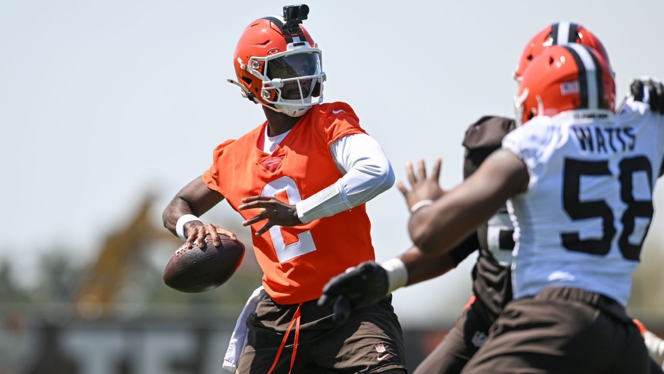 Browns HC praises Sanders: 'Come a long way'