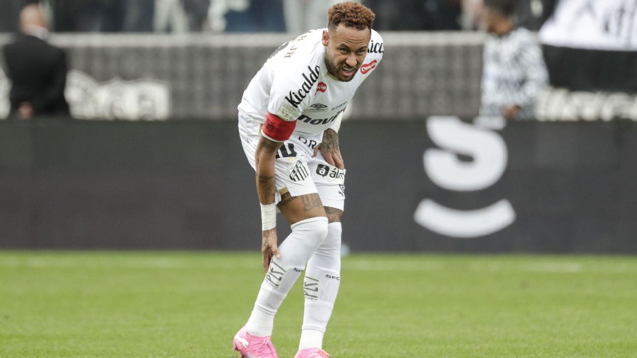 Neymar suffers calf injury, to miss Santos games ahead of World Cup