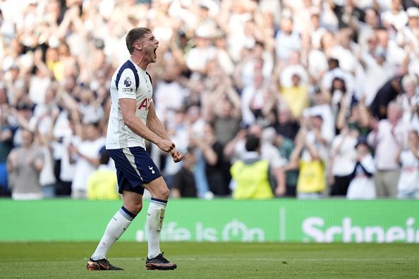 'Embarrassing' Tottenham battling relegation on final day 'unacceptable' - Micky van de Ven