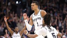 Spurs muestran mejor nivel y empatan finales del Este vs Thunder