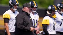 Steelers' shuffle O-line an attempt to protect Aaron Rodgers