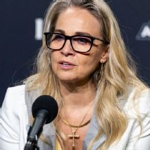 Las Vegas Aces coach Becky Hammon secures 150th victory