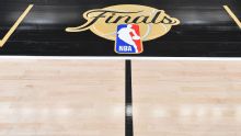 Alcalde de NY firma "ley" para que niños puedan ver las Finales de la NBA