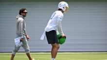 Chargers: QB Herbert corrige juego de pies para acelerar pases