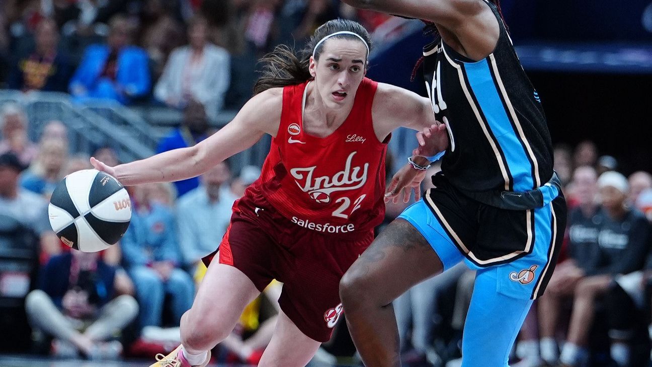 Clark plays on after vomiting, nets 17 in Fever wi...