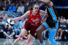 Fever's Clark vomits at half, recovers to score 17 vs. Dream