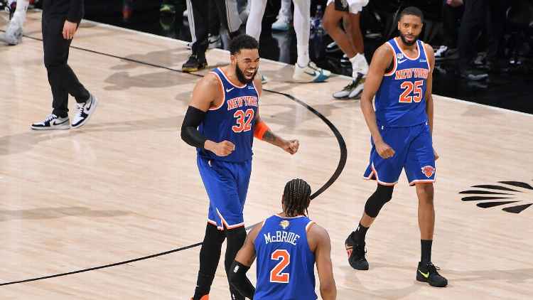 Knicks sobreviven al empuje de los Spurs para liderar 2
