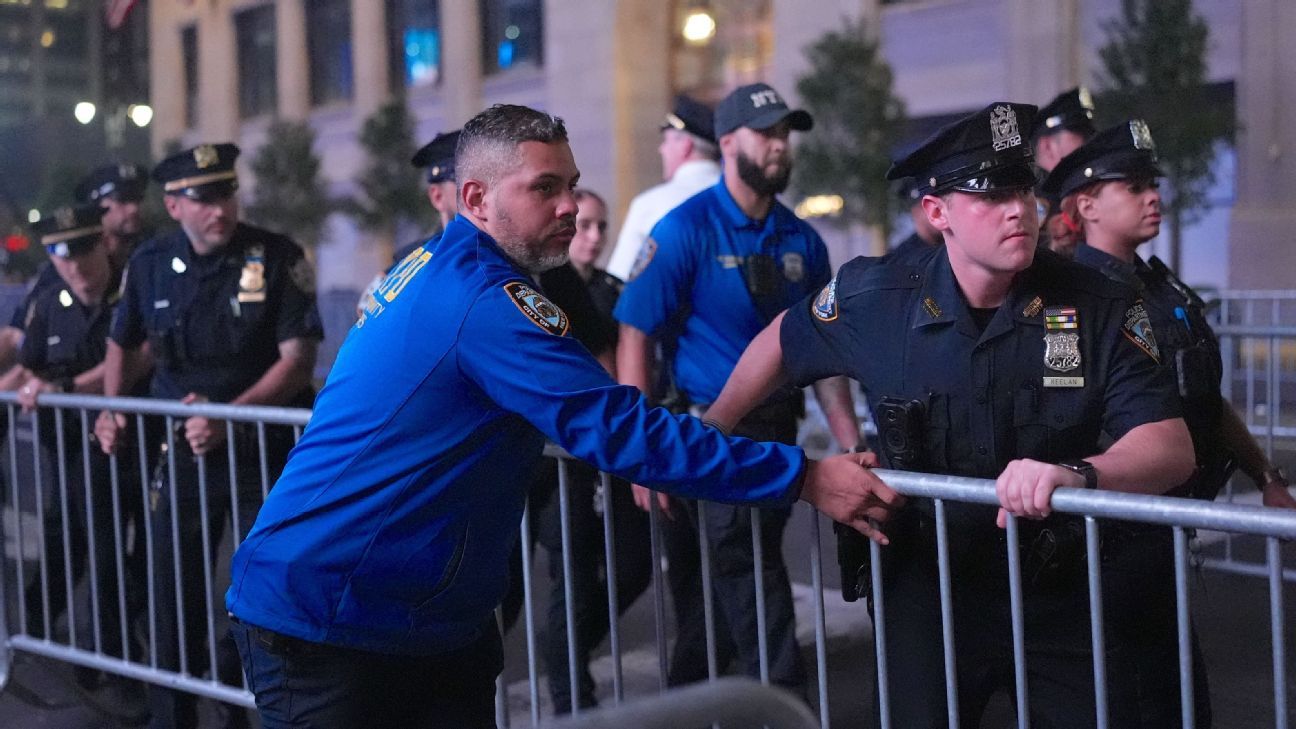 NYPD Cancels Madison Square Garden Watch Party for Game 3 Due to Trump Attendance