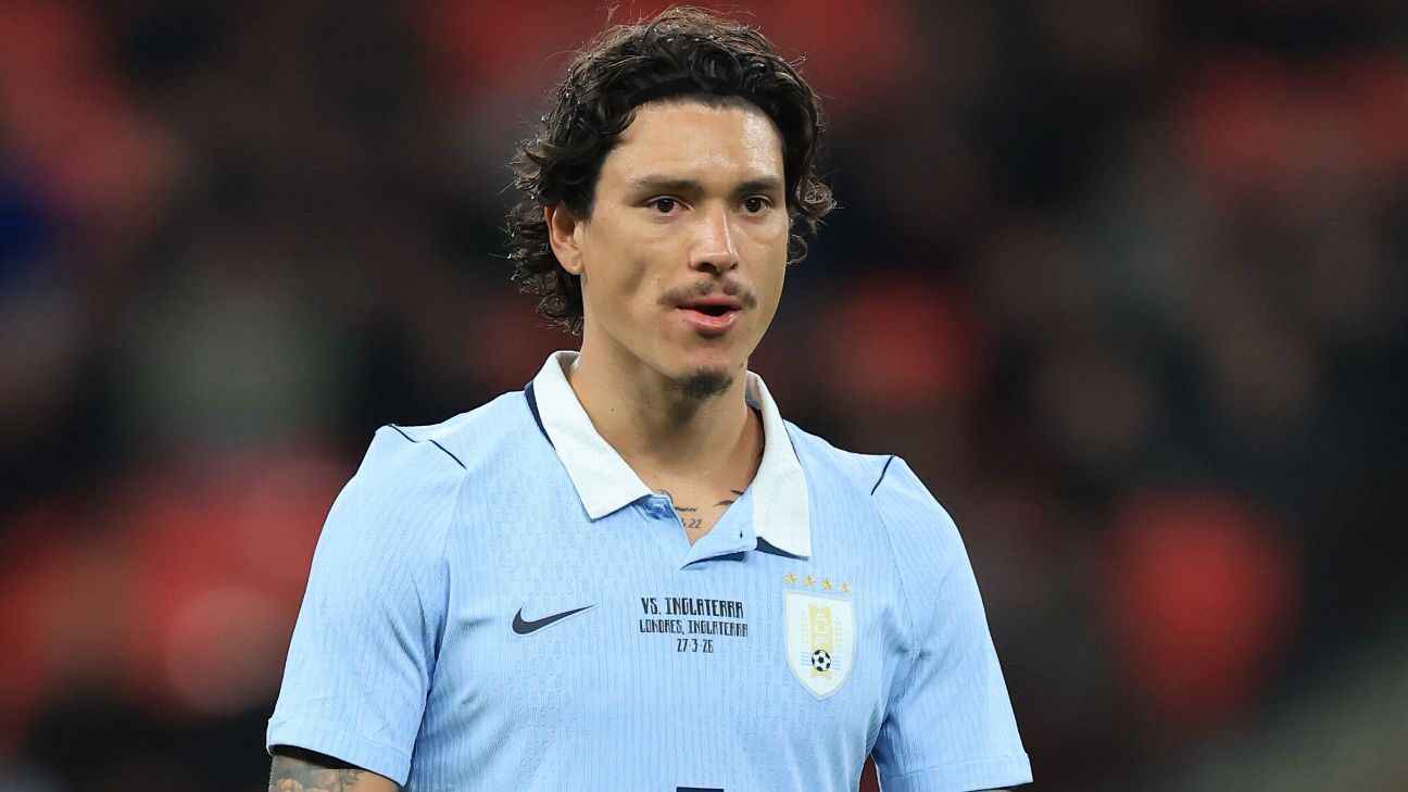 Transfer rumors, news: Barcelona target Darwin Núñ...