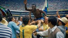 Who are the oldest and youngest men to score at the World Cup?