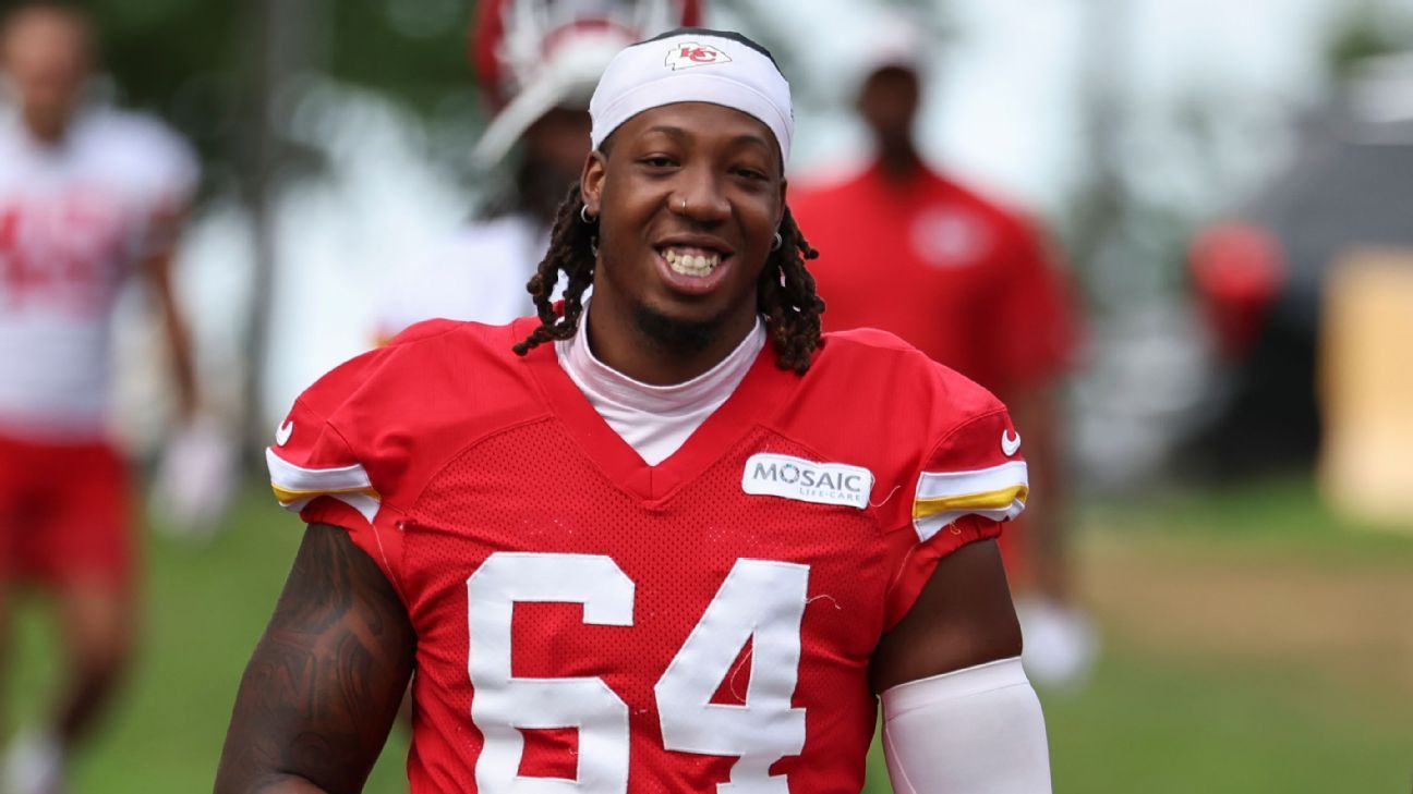 Tracking postdraft NFL trades: Wanya Morris to the...