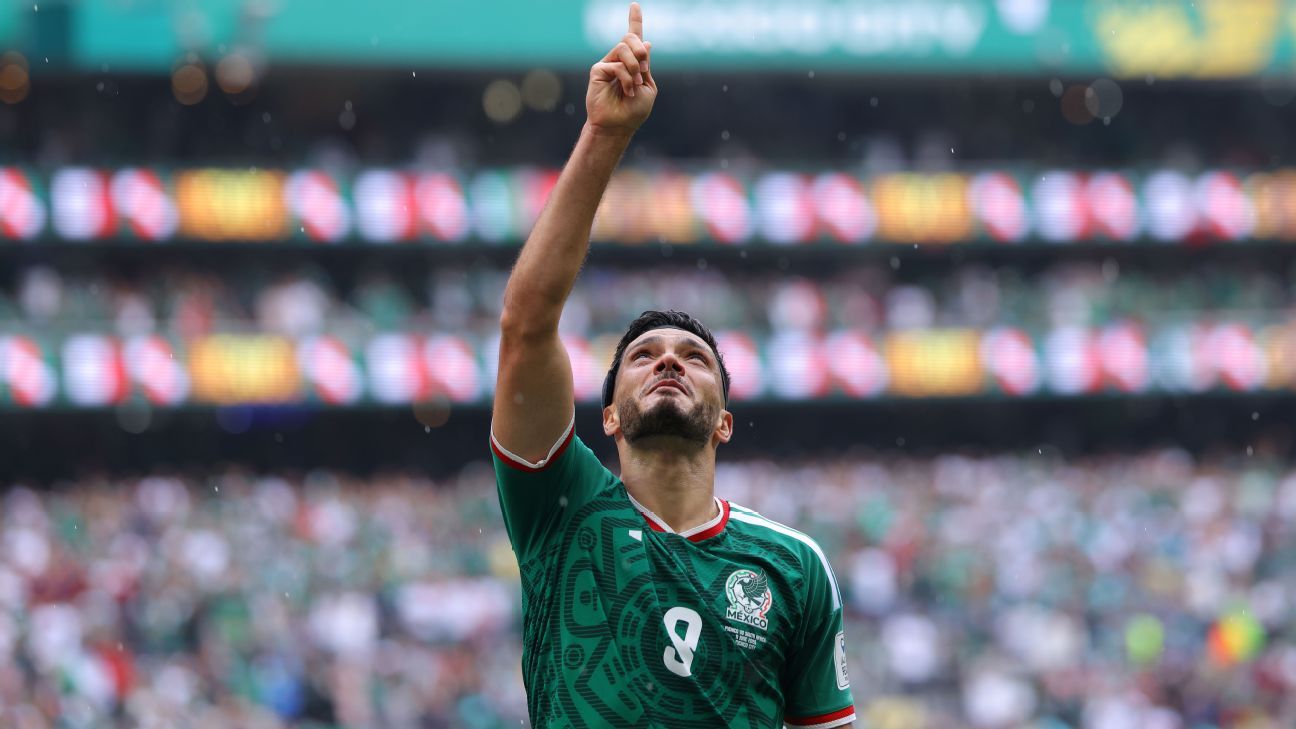 Raúl Jiménez y el gol que cumple la promesa a su padre