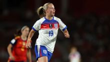 Manchester City announce signing of Beth Mead from Arsenal