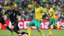 Steven Pienaar calls on Bafana Bafana to make more runs in behind at World Cup