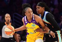 Ogwumike's 3-pointer at the buzzer lifts Sparks past Liberty