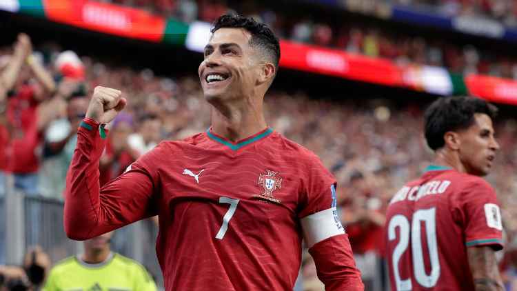 Ronaldo subraya legado, importancia para Portugal