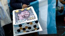 Lionel Messi gets World Cup birthday treat with Argentina squad