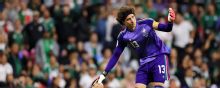 Guillermo Ochoa, el portero subestimado o sobrevalorado, cumple 41
