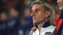 Leyenda de Ecuador: "Por favor, llévense a Beccacece a Chile"