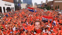 Liveblog: Storm op komst in Kansas City, toch lopen Oranjefans warm voor laatste groepsduel