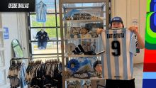 "Argentina": el negocio de camisetas de origen inglés es furor en Dallas