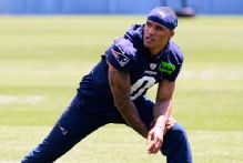 Kraft: Patriots' Gonzalez has offer to be 'highest-paid' CB ever
