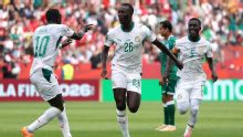 Senegal thrash Iraq 5-0, on course for World Cup knockouts