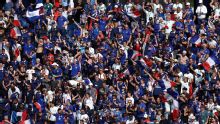 Torcida da França provoca Noruega e faz 'remada Viking' nas arquibancadas