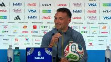 Scaloni habló en conferencia de prensa: "Messi va a ir al banco ante Jordania''