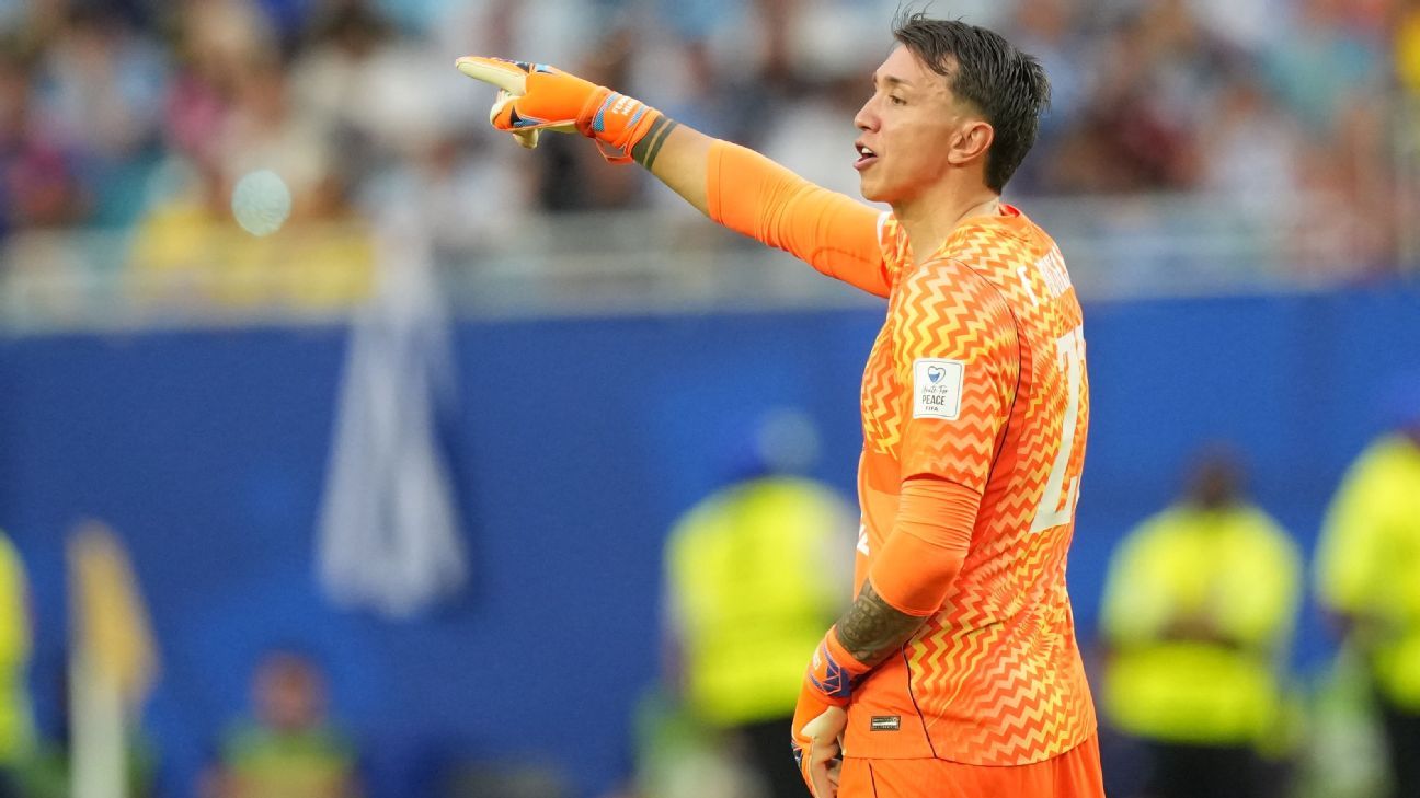 Fernando Muslera: 