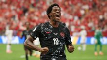 Jonathan David se acerca a Atlético pero no afecta a Julián Álvarez