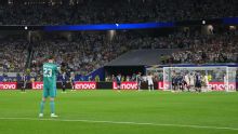 Dibu Martínez: su "asistencia" a Lo Celso y la bronca por el gol de Jordania