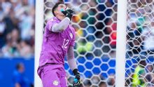 Herói, goleiro do Paraguai já vendeu as próprias camisas para ajudar filho e teve interesse do Brasil