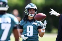 Eagles WR Lemon practices, expects to be in top form for opener