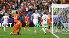 Haaland scores late as Norway send Ivory Coast out of World Cup