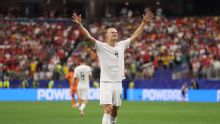 Erling Haaland strikes late vs. Ivory Coast to send Norway into last-16 at the World Cup