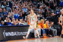 Paige Bueckers propels Wings to comeback win vs. Sun in Hartford