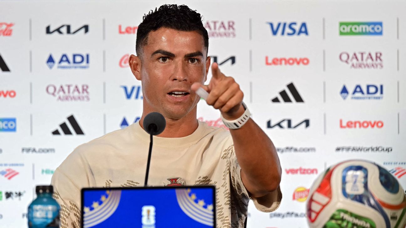 Ronaldo hangs up his cleats after World Cup!