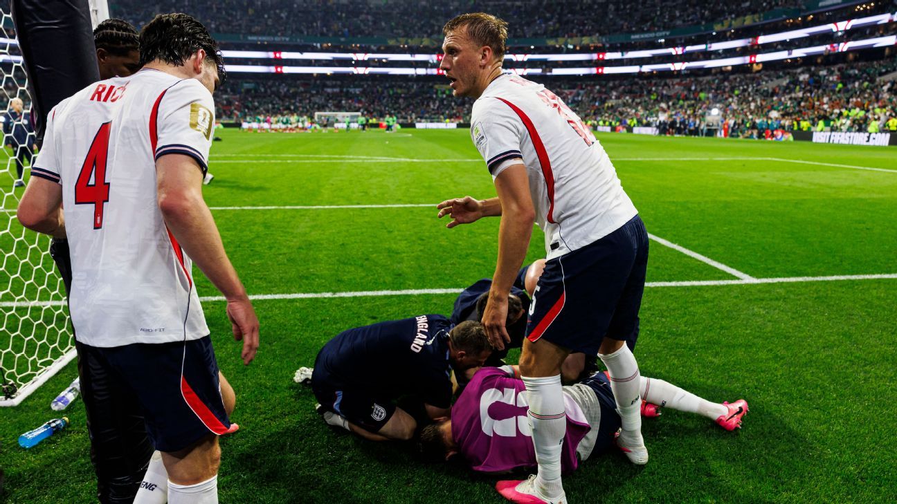 England's Jordan Henderson out of World Cup with suspected broken arm - sources