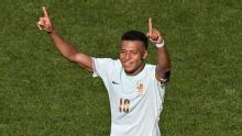 A galeria seleta que só tem um brasileiro que Mbappé está prestes a entrar e o que assistir no Disney+