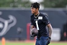 Texans WR Tank Dell returns to practice after missing season