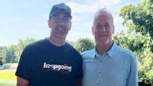 Aaron Rodgers shares photos with family after yearslong estrangement