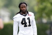 Source: Saints RB Kamara out at least month with MCL sprain