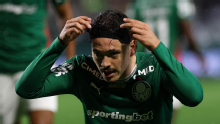 Auxiliar de Abel exalta Maurício, mas é direto sobre possível saída do meia: 'O Palmeiras é uma empresa...'